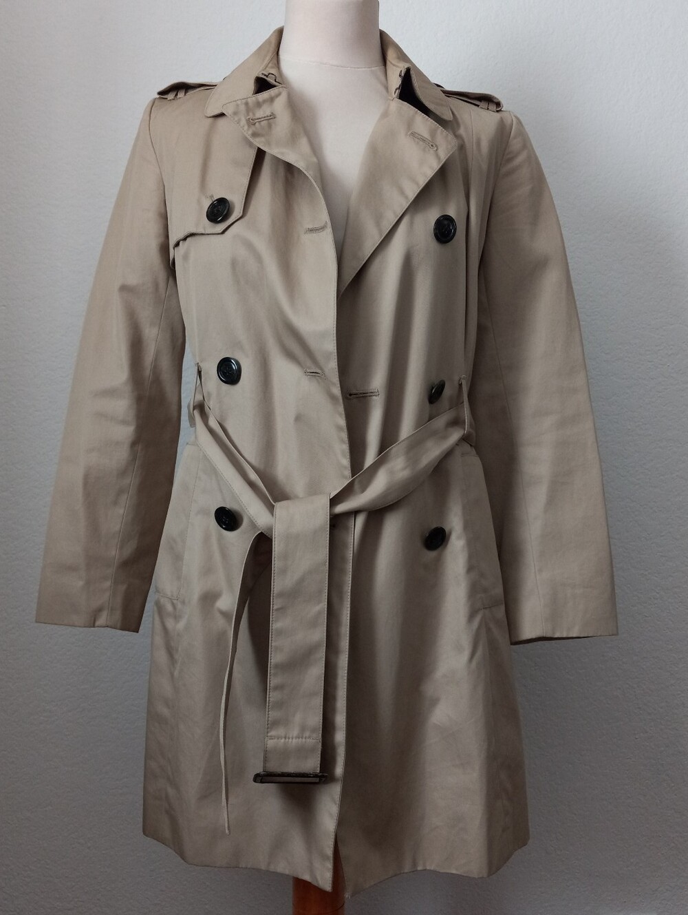 Banana Republic Beige Double-Breasted Trench Coat
